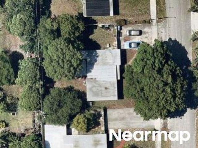 House for sale in West Park, Florida