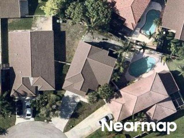 House for sale in Pembroke Pines, Florida