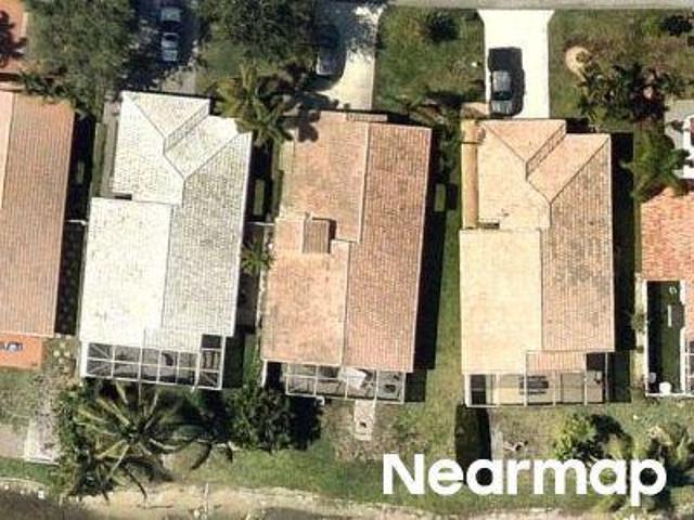 House for sale in Pembroke Pines, Florida