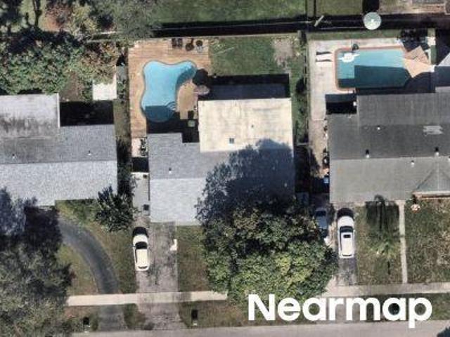 House for sale in Pembroke Pines, Florida