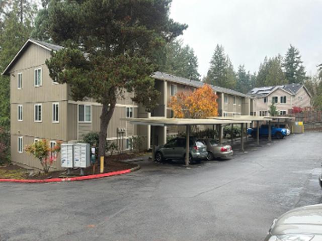 Condo for sale in West Slope, Oregonia