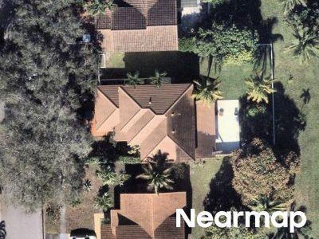 House for sale in Pembroke Pines, Florida