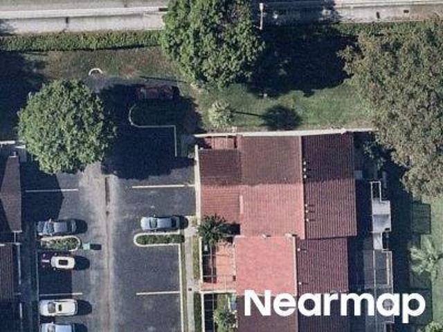 Townhouse for sale in Miami, Florida