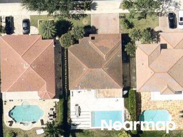 House for sale in Pembroke Pines, Florida