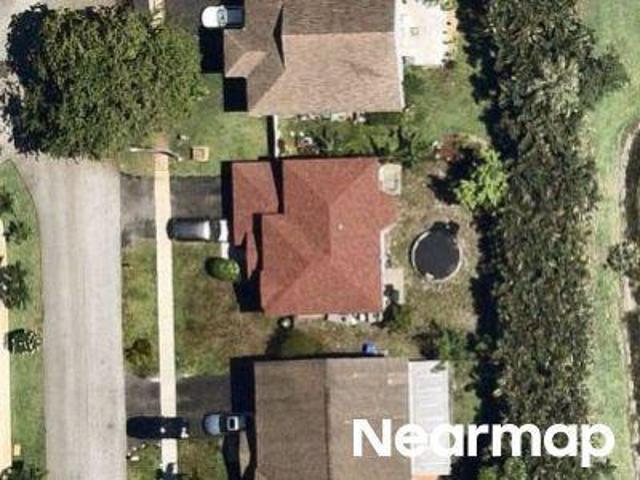 House for sale in Pembroke Pines, Florida