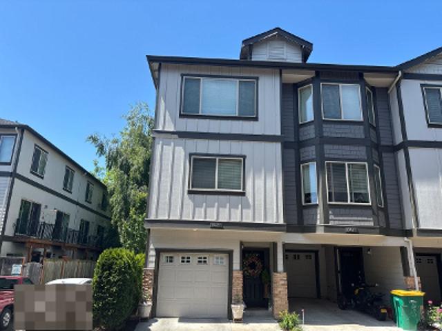 Condo for sale in Oregonia