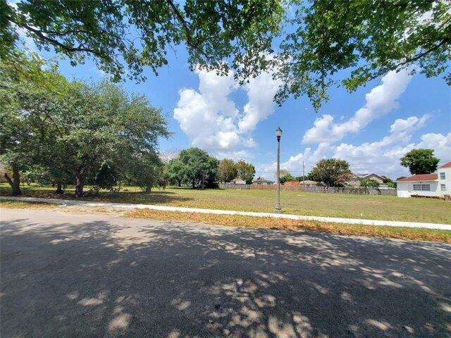 Land for sale in Davie
