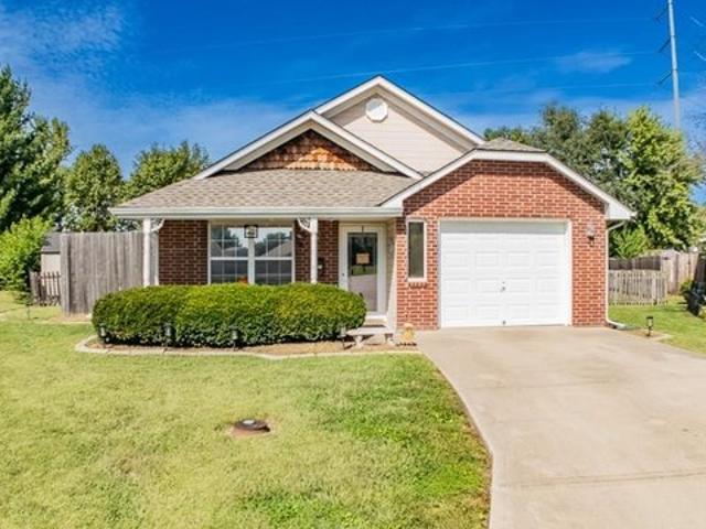 House for sale in Blue Branch, Grain Valley