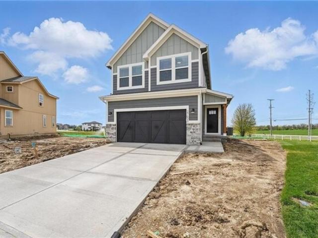 House for sale in Blue Springs, Missouri