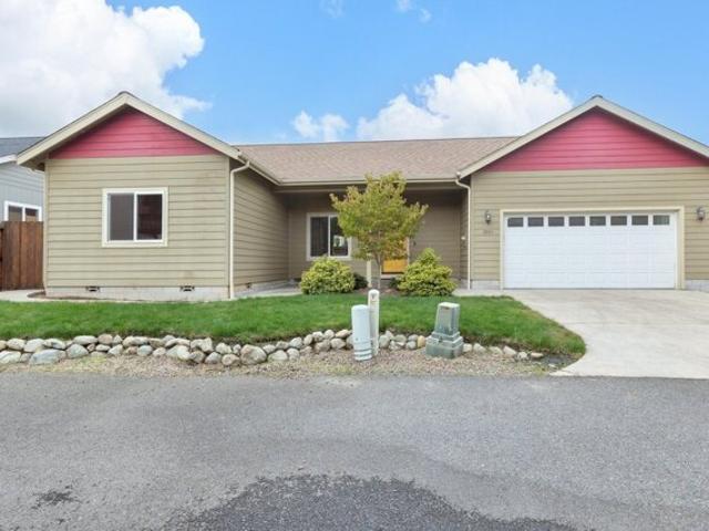 House for sale in Oregonia