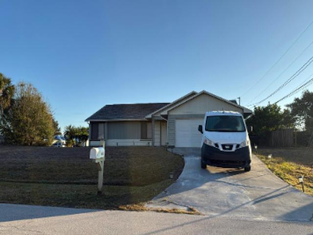 House for sale in Port Saint Lucie, Florida