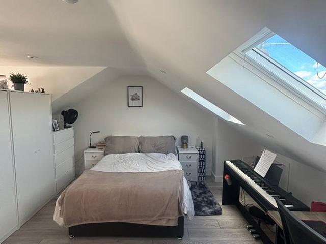 Studio for rent in Furzedown, Greater London