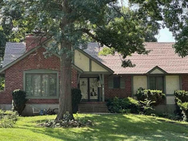 Property for sale in Blue Springs, Missouri