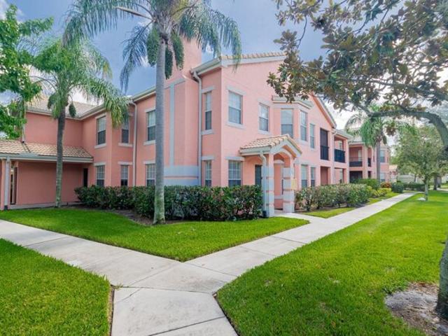 Condo for sale in Port Saint Lucie