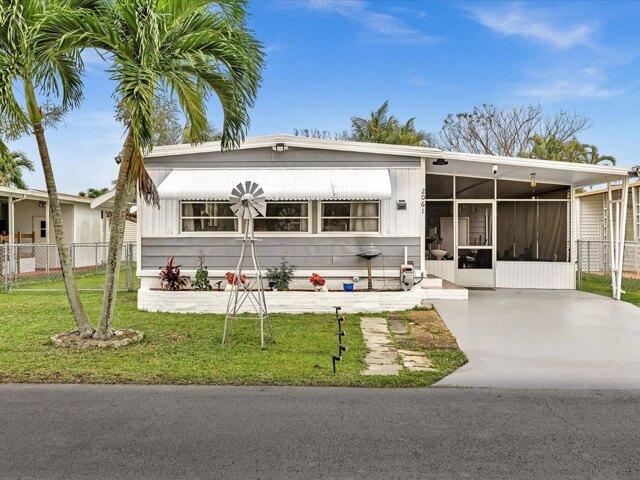 Property for sale in Davie, Florida