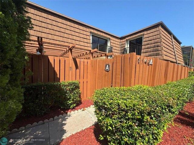 House for sale in Davie