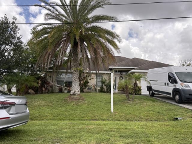 House for sale in Port Saint Lucie, Florida