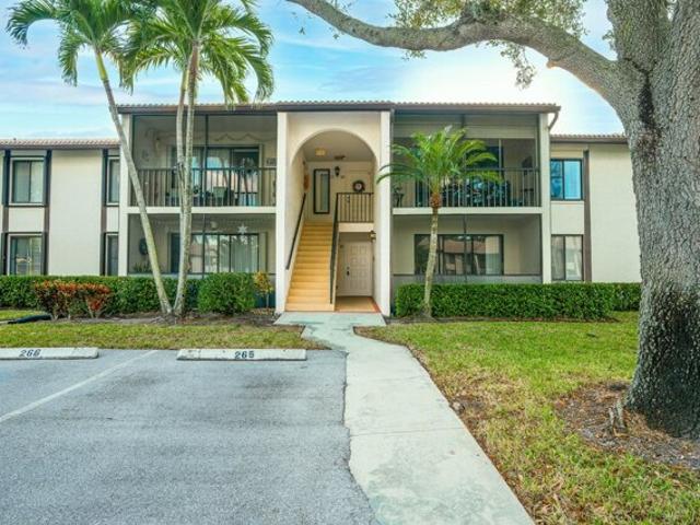 Condo for sale in Palm City