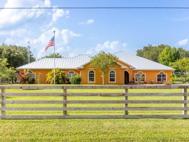 House for sale in Okeechobee