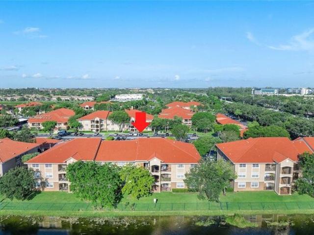 Condo for sale in Pembroke Pines