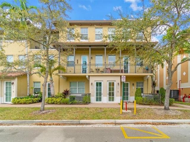 Condo for sale in Pembroke Pines