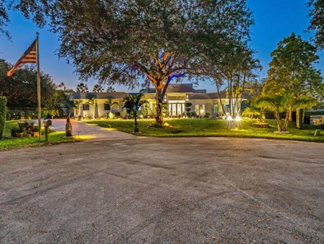 House for sale in Cooper City, Florida