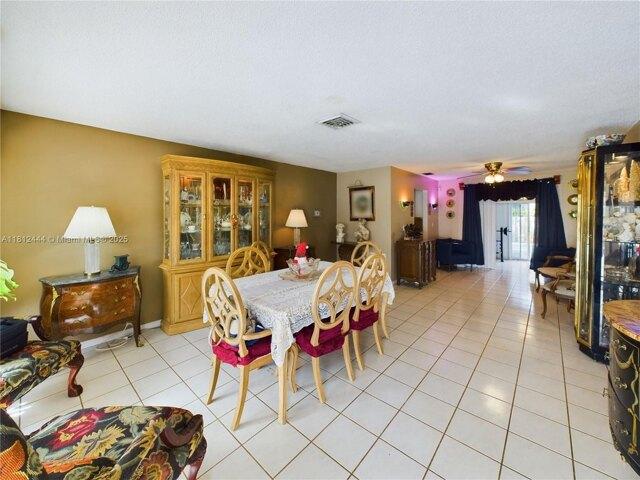 House for sale in Cooper City House for sale in Cooper City