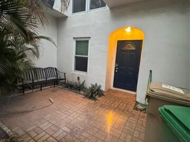 House for sale in Davie