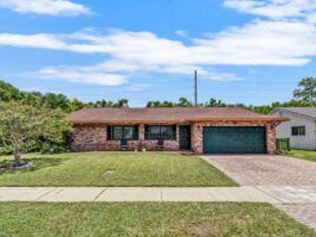 House for sale in Deerfield Beach