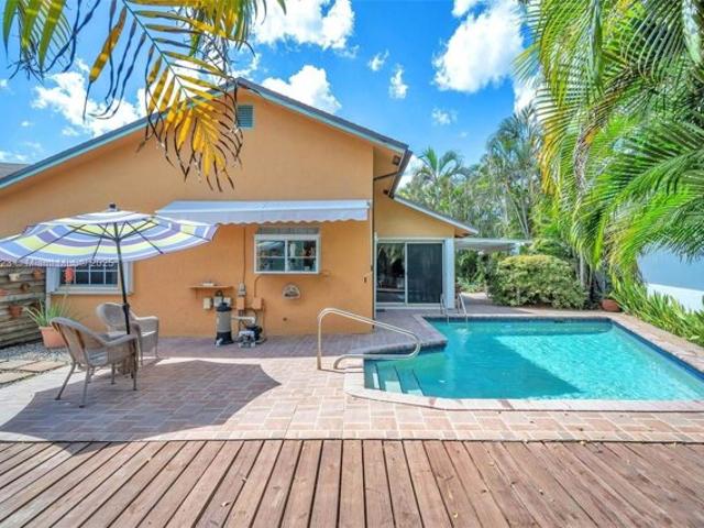 House for sale in Cooper City