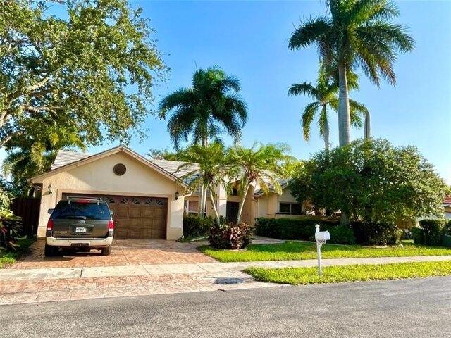 House for sale in Davie