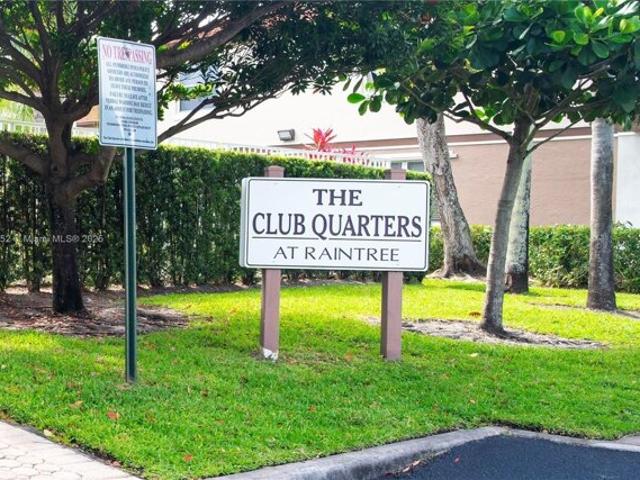 Condo for sale in Pembroke Pines