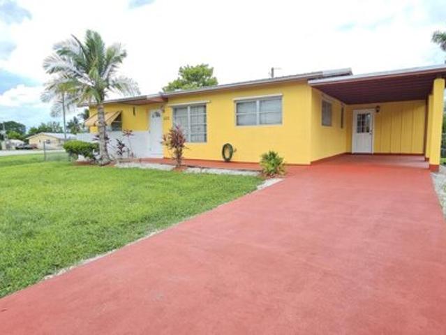 House for sale in Belle Glade, Florida
