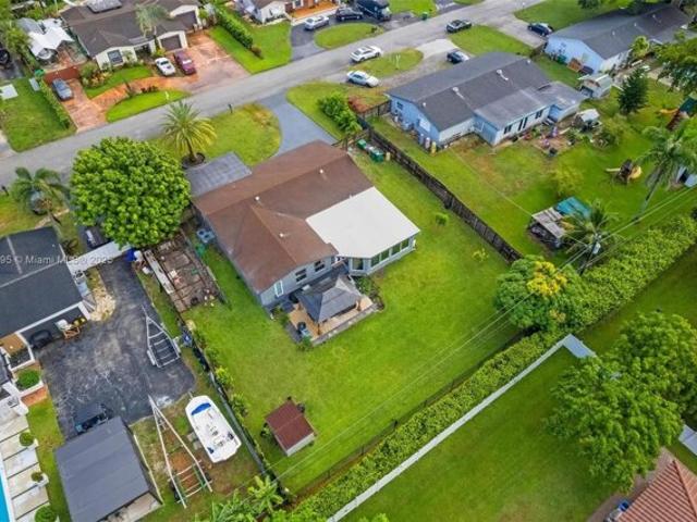 House for sale in Davie, Florida