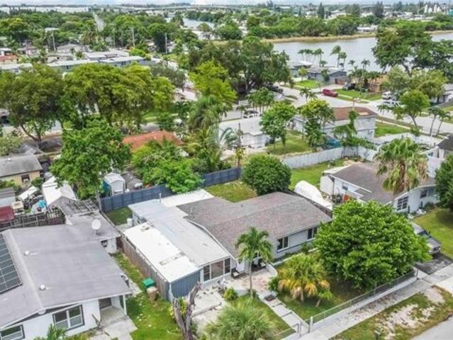 House for sale in Davie