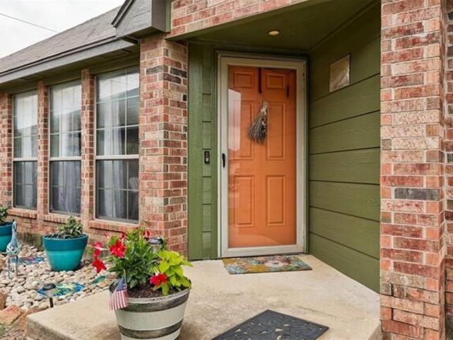 House for sale in Moore House for sale in Moore