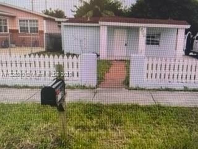 House for sale in West Park, Florida