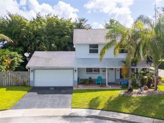 House for sale in Davie, Florida