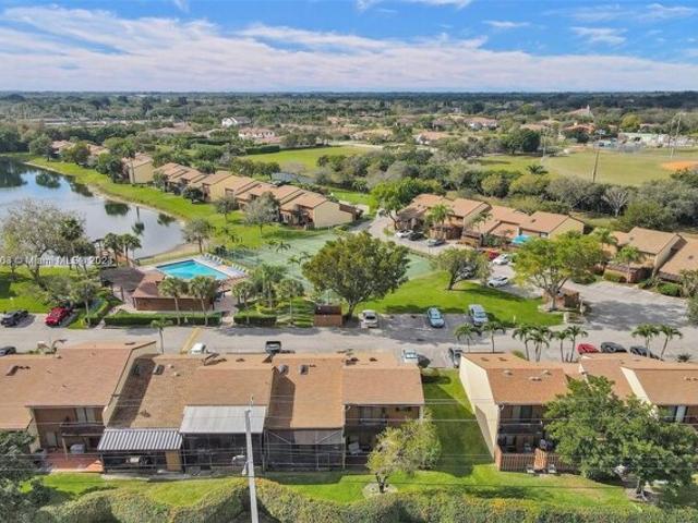 House for sale in Davie