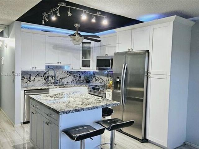 Condo for sale in Pembroke Pines