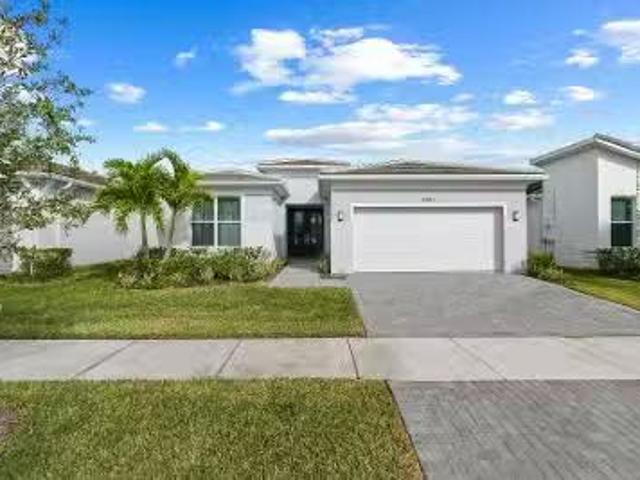 House for sale in Port Saint Lucie