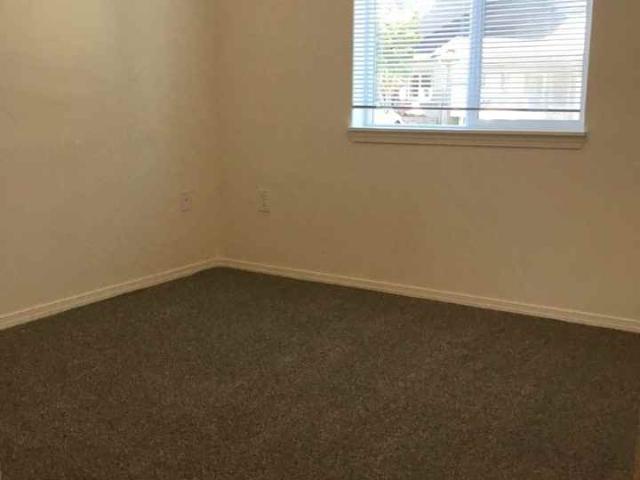 Apartment for rent in Sutherlin, Douglas County