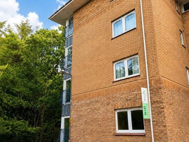 Apartment for rent in Ladywell, Dedridge