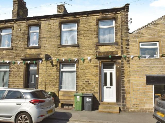 House for rent in Golcar, Kirklees