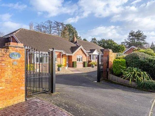 House for sale in Tettenhall, West Midlands