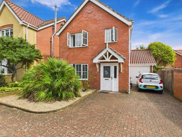 House for rent in East Bank, Norfolk