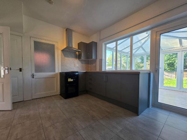 Apartment for rent in Goldthorn Hill, Wolverhampton