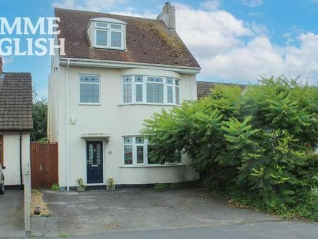 House for sale in Wickford, Basildon