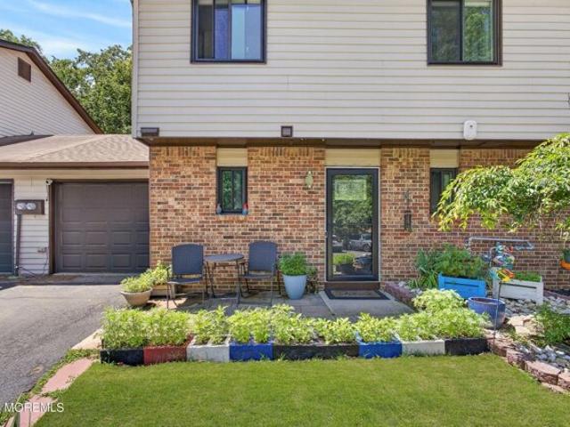House for sale in Windmill Club, Howell Township