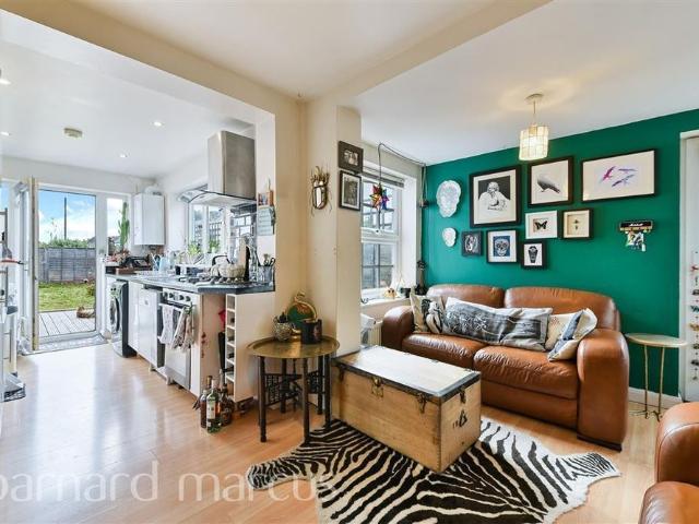 House for rent in London Borough of Hounslow, Hanworth